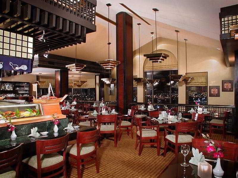Delta Hotels By Marriott Toronto East Restaurant photo